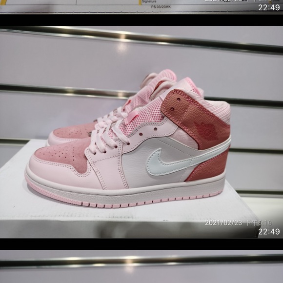 Profile Picture of Ngan Phan (@kingofdevil97) on Poshmark