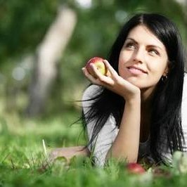 Profile Picture of Aylin Can (@aylincan0) on Twitter