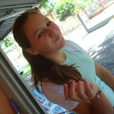 Profile Picture of Paula Langer (@langer035) on Twitter