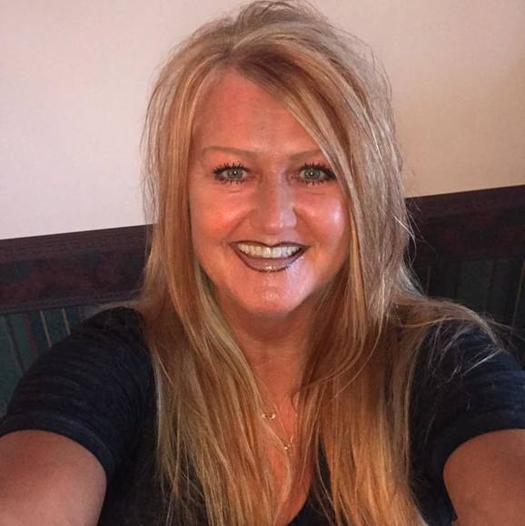 Profile Picture of Connie Reames (@conniereames) on Poshmark