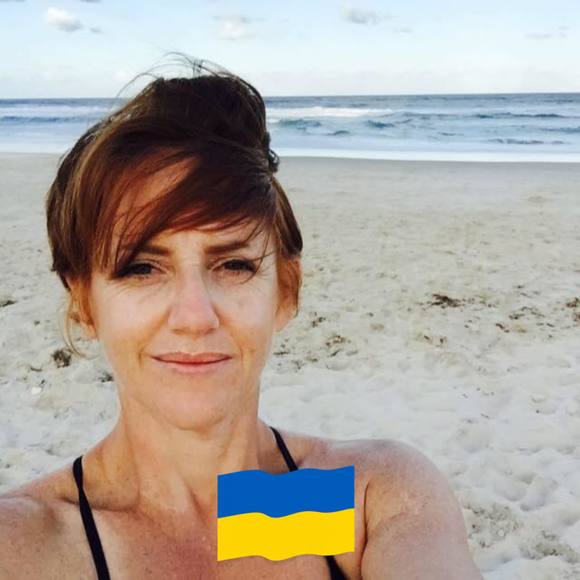 Profile Picture of Lisa Cheng (@lisacheng29) on Poshmark