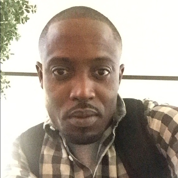 Profile Picture of Adote Akue (@anselme37) on Poshmark