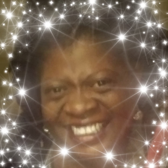 Profile Picture of Julia Foust (@brownsugar3592) on Poshmark