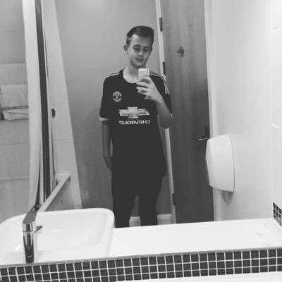 Profile Picture of Kylepotts 🇬🇧on Twitter