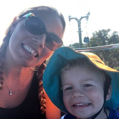 Profile Picture of Tabatha Carlson (@tab_lind) on Twitter