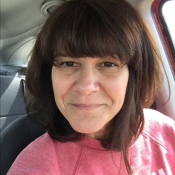 Profile Picture of Marylu Kroutil (@marylubob) on Poshmark