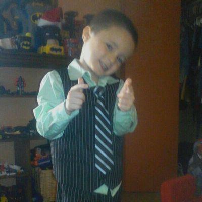 Profile Picture of Adam Arreola (@arreola3201) on Twitter