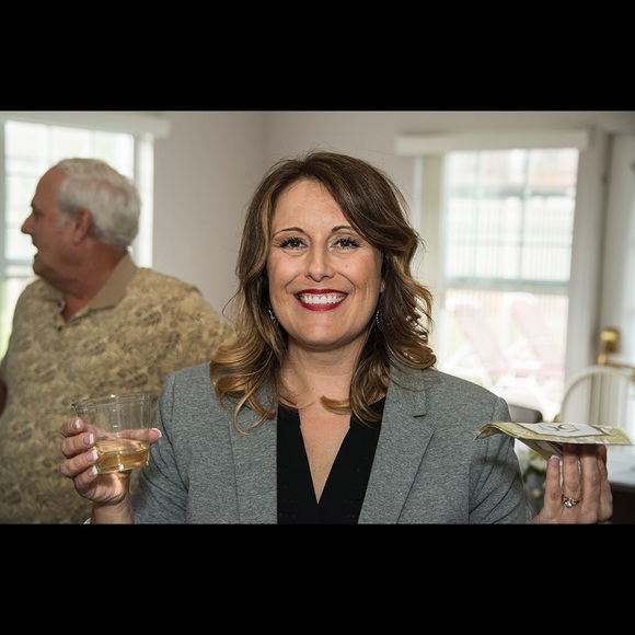 Profile Picture of Regina Mccambridge (@gmccambridge) on Poshmark