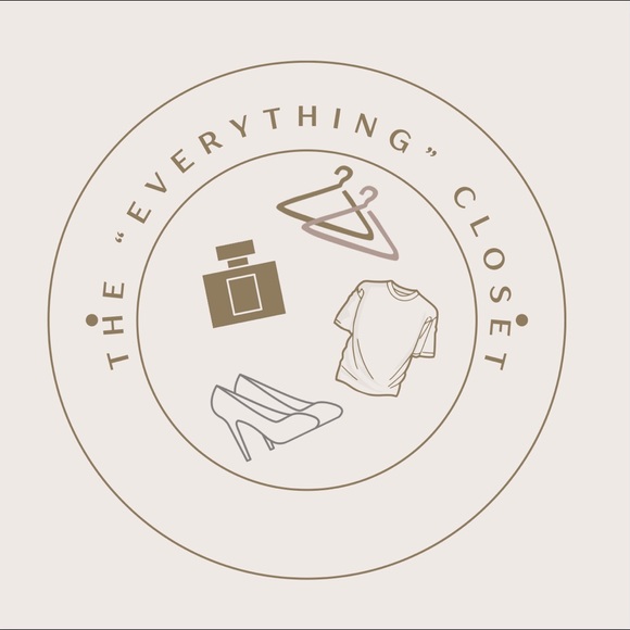 Profile Picture of Raquel Edwards (@asalwaysitsrock) on Poshmark