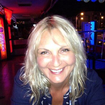 Profile Picture of Ann Marie Howland (@amisos) on Twitter