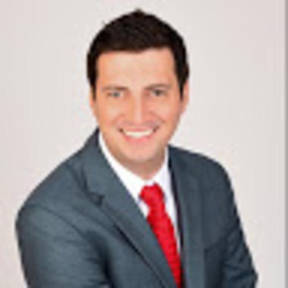 Profile Picture of Ted Dowding (@nnnking) on Poshmark