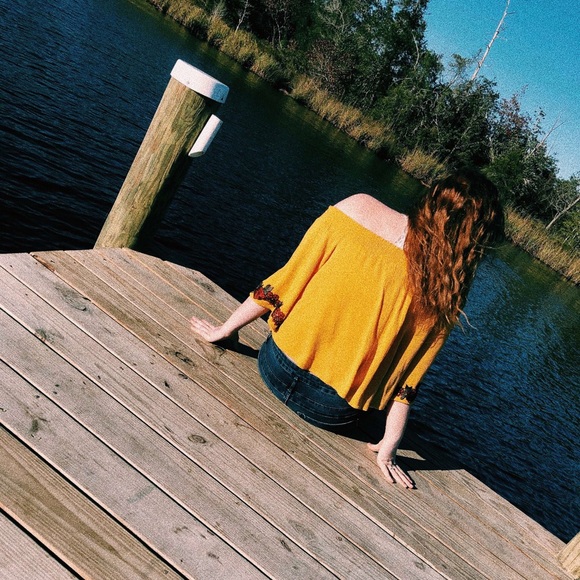 Profile Picture of Loralei Mason (@loralei_marie) on Poshmark