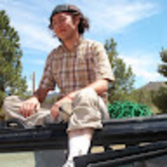 Profile Picture of Jake Minter (@jewishjake) on Poshmark