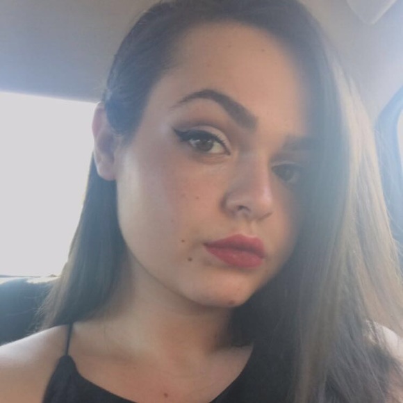 Profile Picture of Abigail Dunajski (@abigail_d1219) on Poshmark