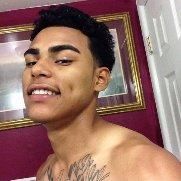 Profile Picture of Octavio Ramirez (@octramirez07) on Poshmark