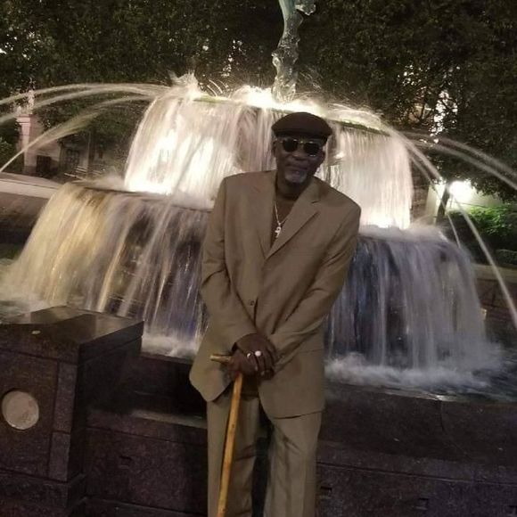 Profile Picture of Alexander Boatwright (@boatal) on Poshmark