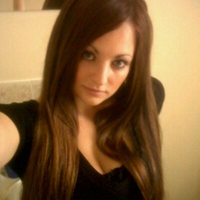 Profile Picture of Caroline Dickinson (@carolinedickin) on Twitter