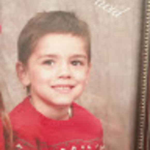 Profile Picture of David Rosenbaum (@fwdrosee) on Poshmark