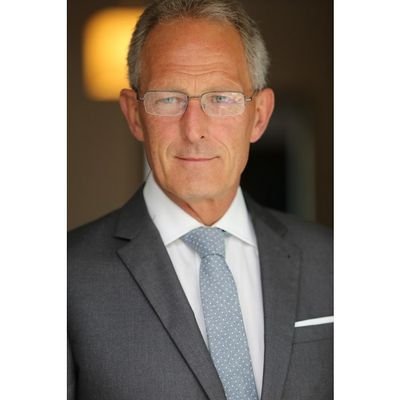 Profile Picture of Terry Raymond (@TerryRay45) on Twitter