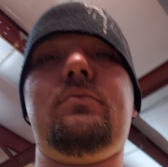 Profile Picture of Mitchell Parker (@mitchellparker) on Poshmark