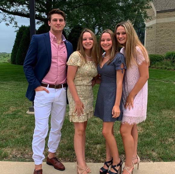 Profile Picture of Peter Ferraro (@ferraro20) on Poshmark