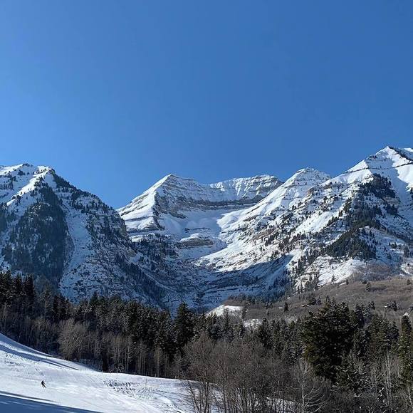 Profile Picture of Brock Douros (@cavemenfootbal) on Poshmark