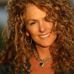 Profile Picture of Tracey Dowd (@fishinchix) on Myspace