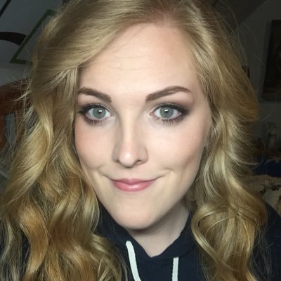 Profile Picture of Jessica Shoop (@jessieshoop) on Twitter