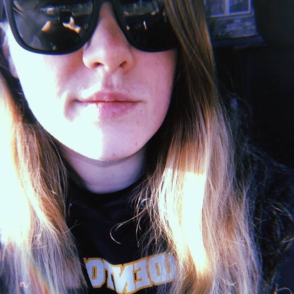 Profile Picture of Jessica Gareis (@jgareis) on Poshmark