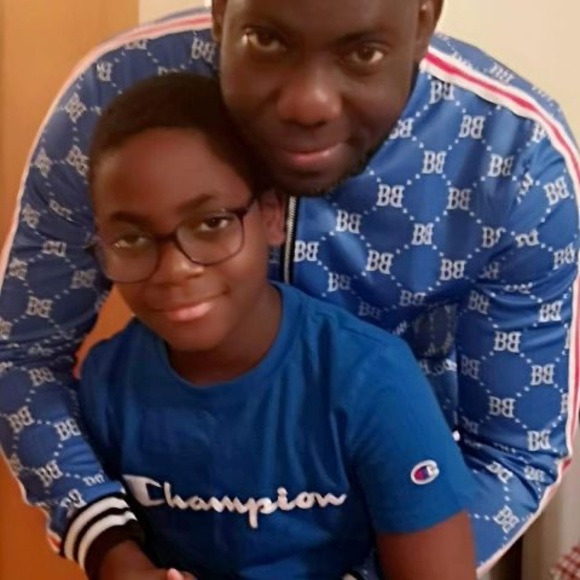 Profile Picture of Guy robert Hilaire (@g_hilaire) on Poshmark