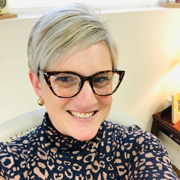 Profile Picture of Kelly Powers (@kellyrn9956) on Poshmark