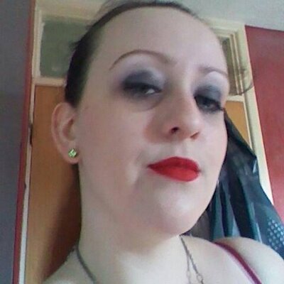 Profile Picture of Amy Brimecombe (@B30Amy) on Twitter