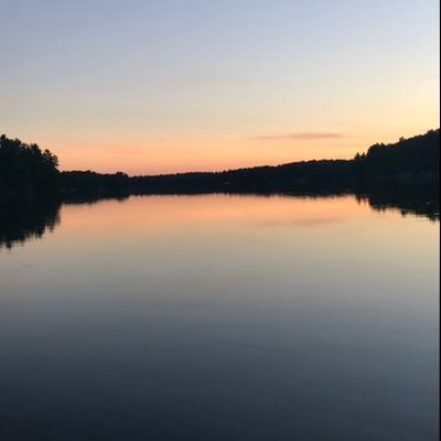 Profile Picture of J.Weir (@julia05143424) on Twitter
