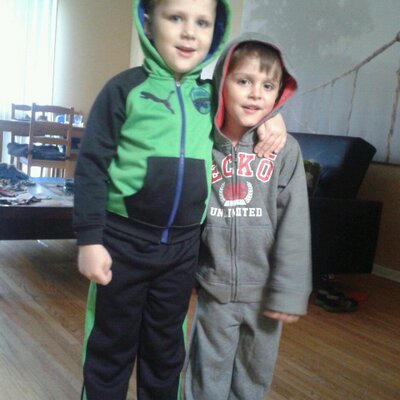 Profile Picture of Nan Bell (@nanobanano63) on Twitter