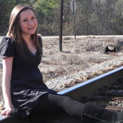 Profile Picture of Tori Parker (@toriparker3) on Twitter