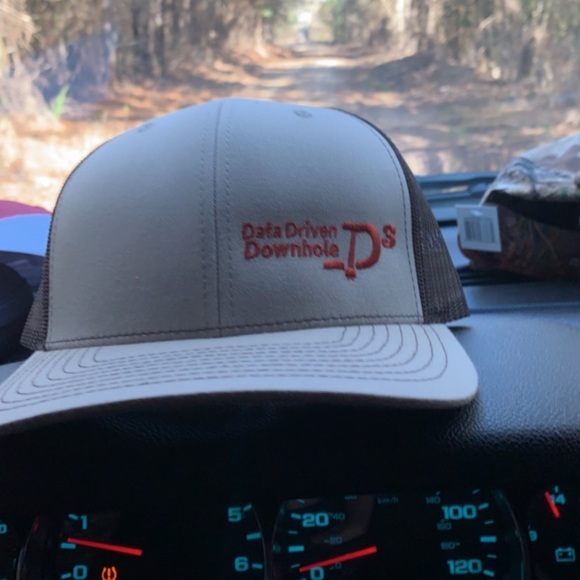 Profile Picture of James Waggoner (@james_waggoner) on Poshmark