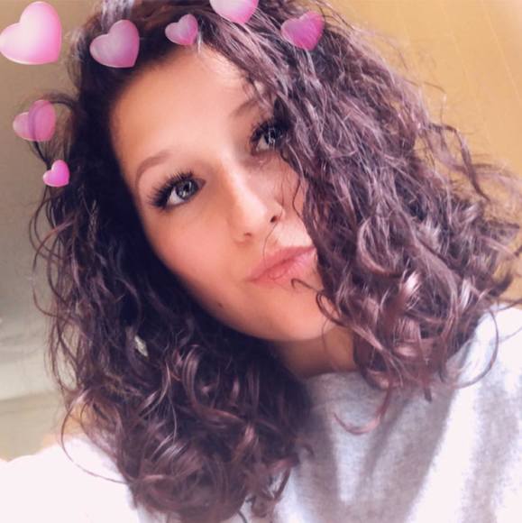 Profile Picture of Kortni Krzysko (@kortnikrzysko) on Poshmark