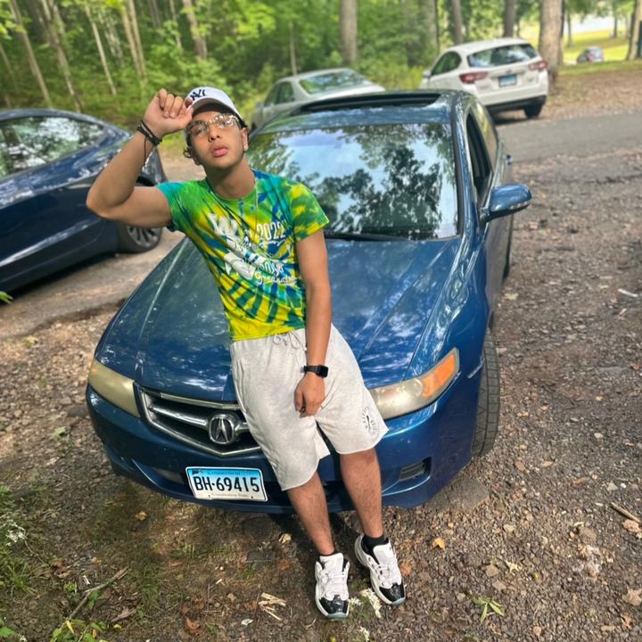 Profile Picture of Derek Perez (@suave_raw_drippy) on Tiktok