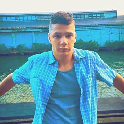 Profile Picture of John Middleswarth (@johnsdabest) on Twitter