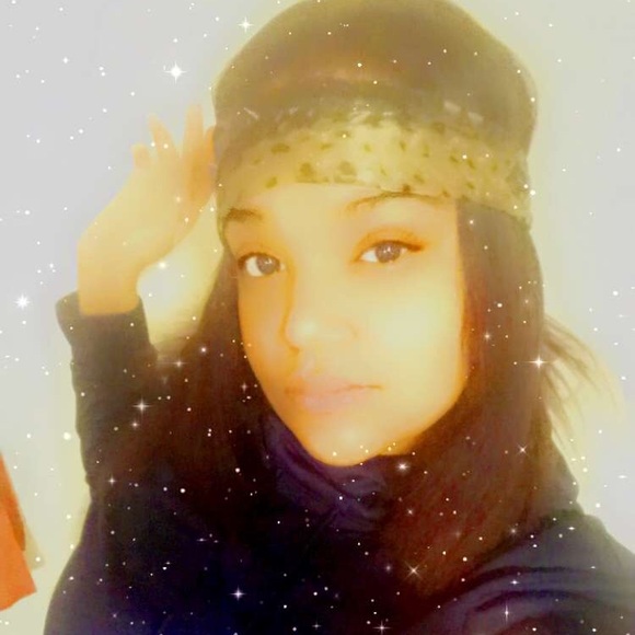 Profile Picture of Luann Mays (@luannmays12) on Poshmark