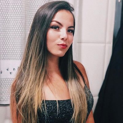 Profile Picture of Julia Reno (@JuliaReno3) on Twitter