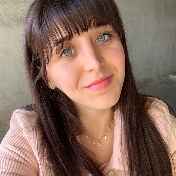 Alexis Casso - Poshmark Profile Picture of Alexis Casso (@alexis_casso) on Poshmark