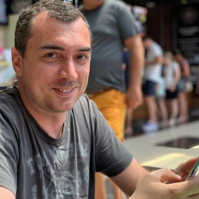 Profile Picture of Robert Sandor (@RobertSandor17) on Twitter