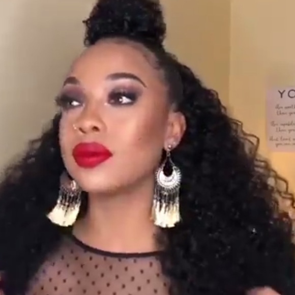 Profile Picture of Miranda Keels (@mkeels2019) on Poshmark