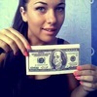 Profile Picture of Polly Weaver (@weaver_polly) on Twitter