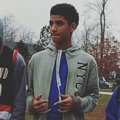 Profile Picture of Shamus Jones (@ShamJones22) on Twitter