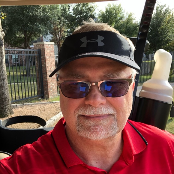 Profile Picture of Charles Cromer (@ccromer25) on Poshmark