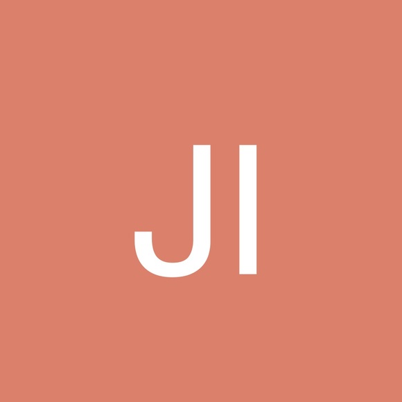 Profile Picture of J.rose Ilano (@j_ilano) on Poshmark