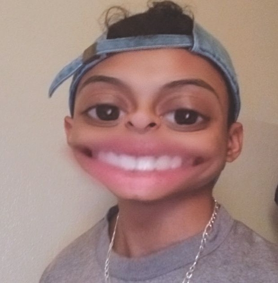 Profile Picture of Gio Simms (@giotheman2017) on Poshmark