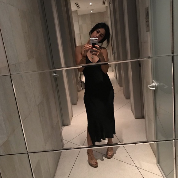 Profile Picture of Lucia Fuster (@lfust003) on Poshmark